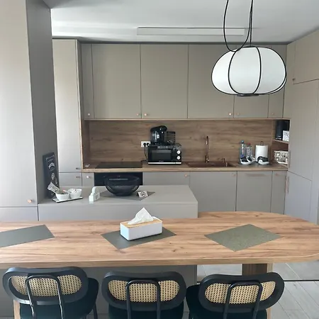 Urban Oasis Apartament